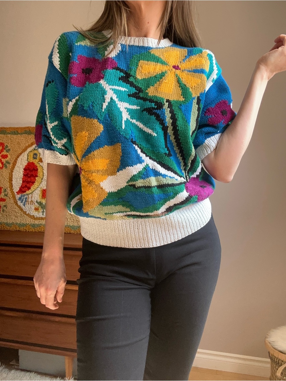 Vintage Danier Floral Knit Short-Sleeve Sweater in Multicolor - Picture 2 of 6
